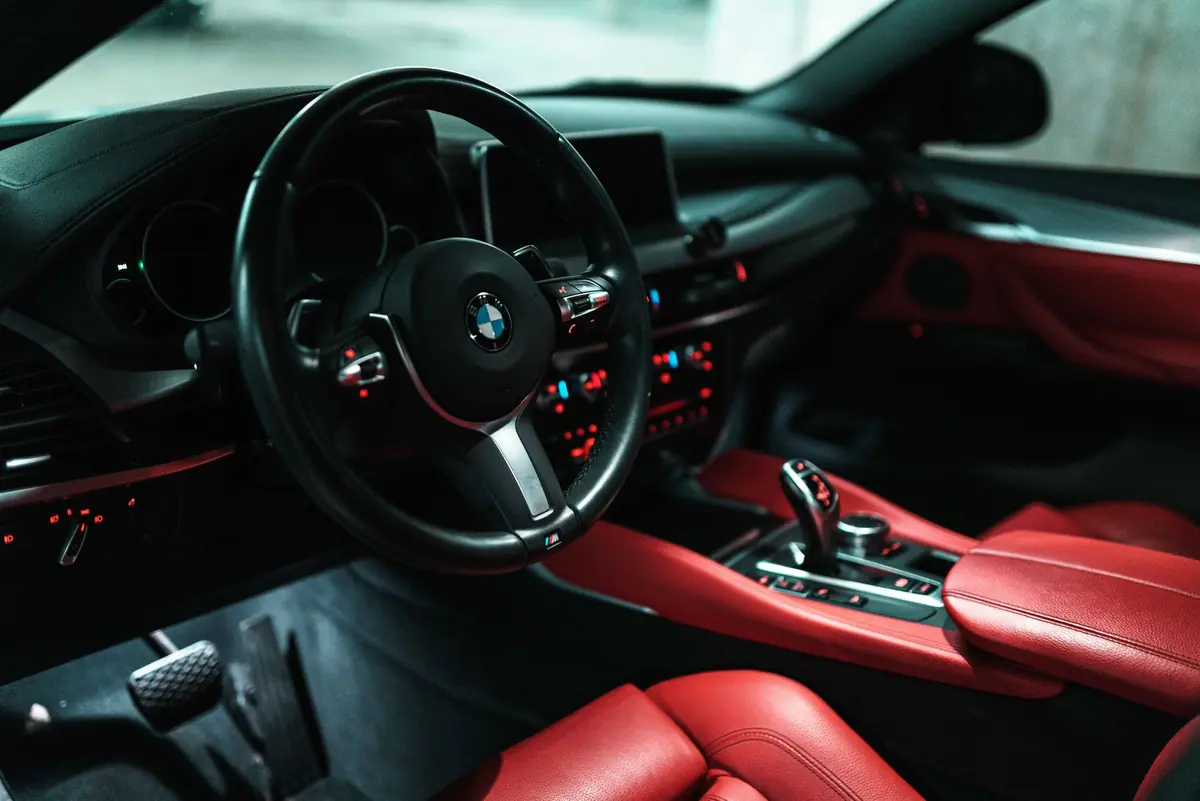 Clean leather interior and dashboard