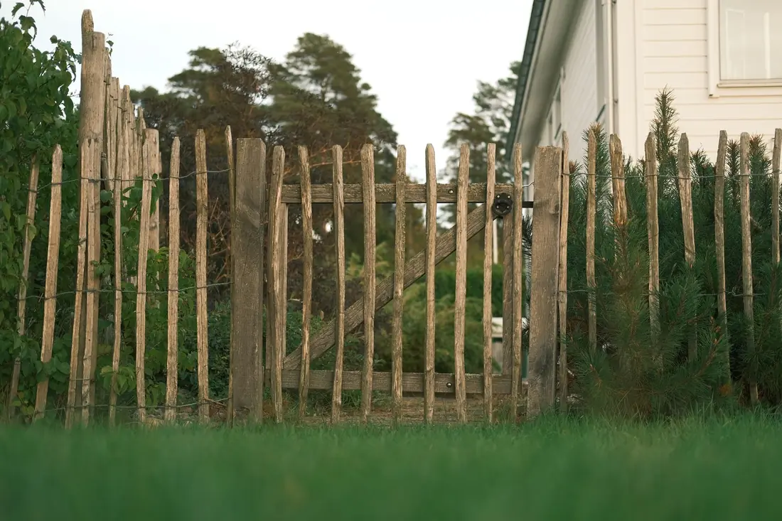 Wood gate