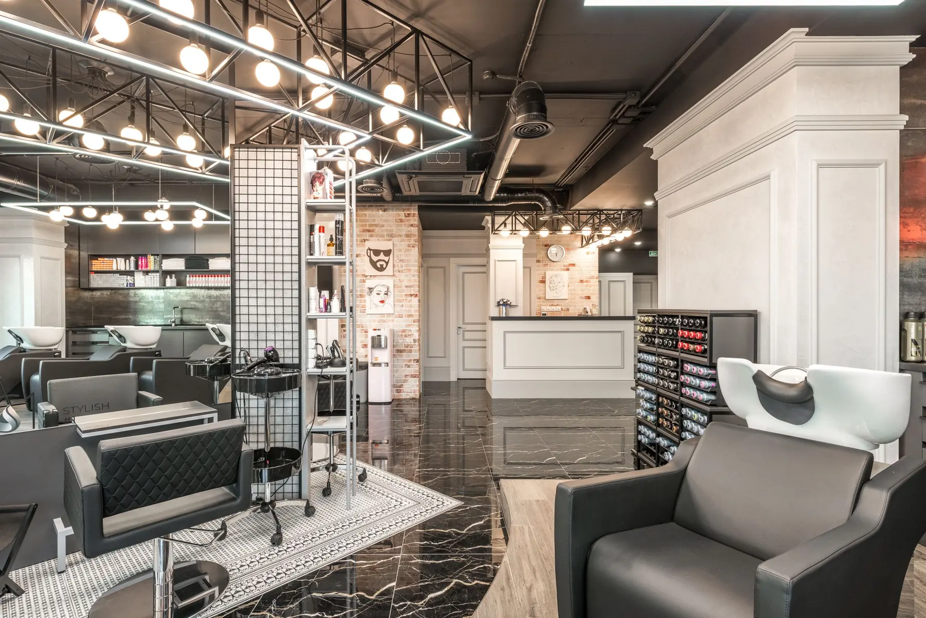 Salon styling floor