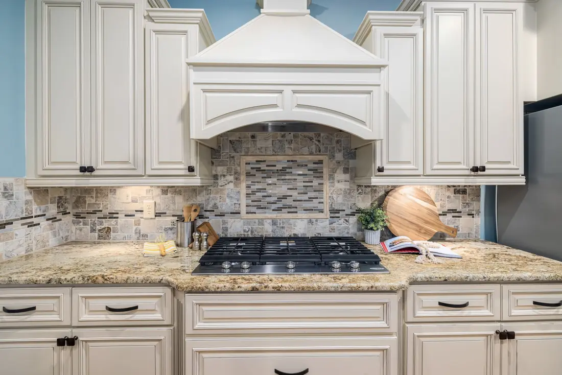 White shaker kitchen