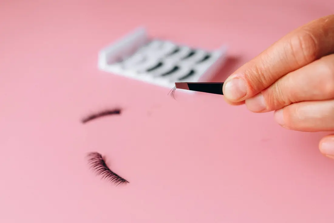 Volume lash close up