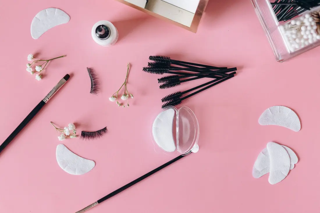 Lash tools