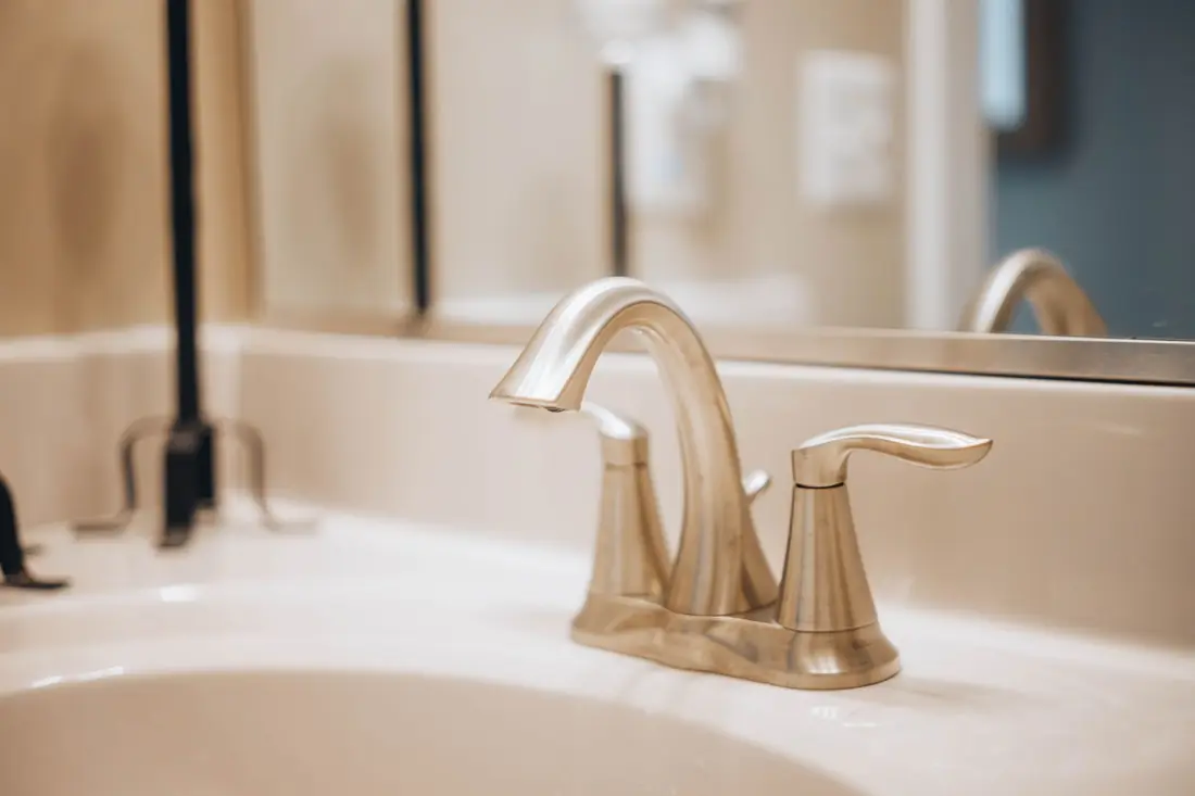 Bathroom fixture install