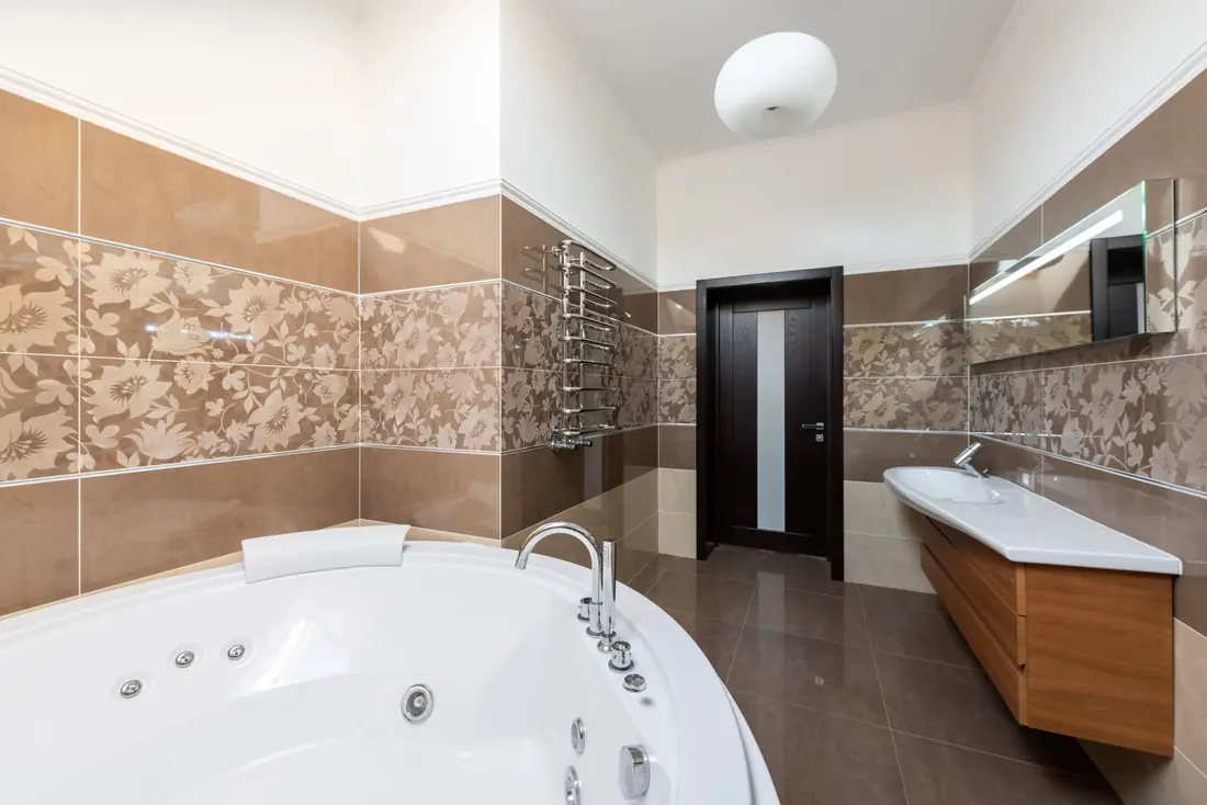 Modern bathroom