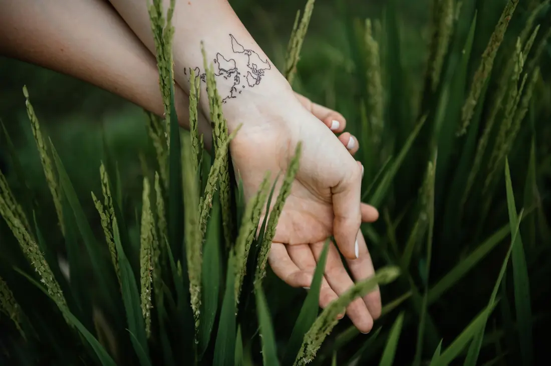 Fine line tattoo